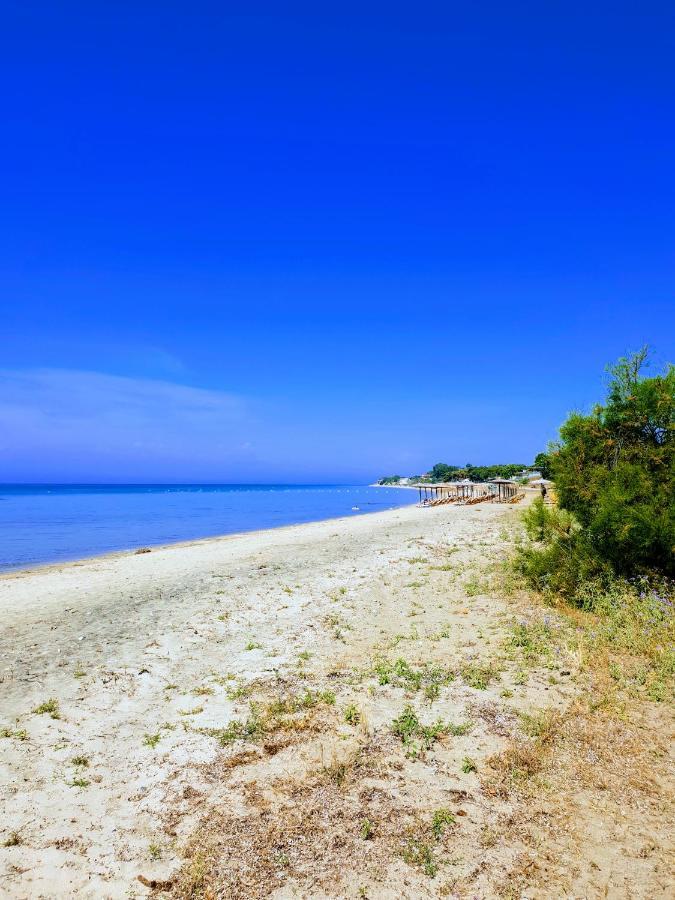 Emi'S Beach Apartment Nea Kallikrateia 外观 照片