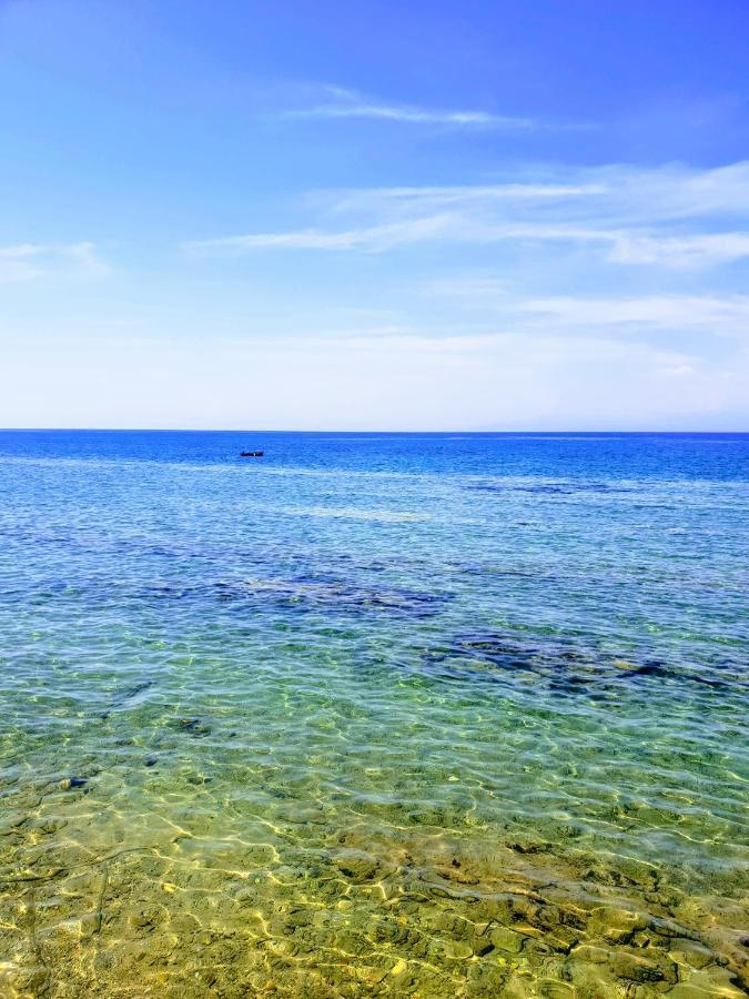 Emi'S Beach Apartment Nea Kallikrateia 外观 照片
