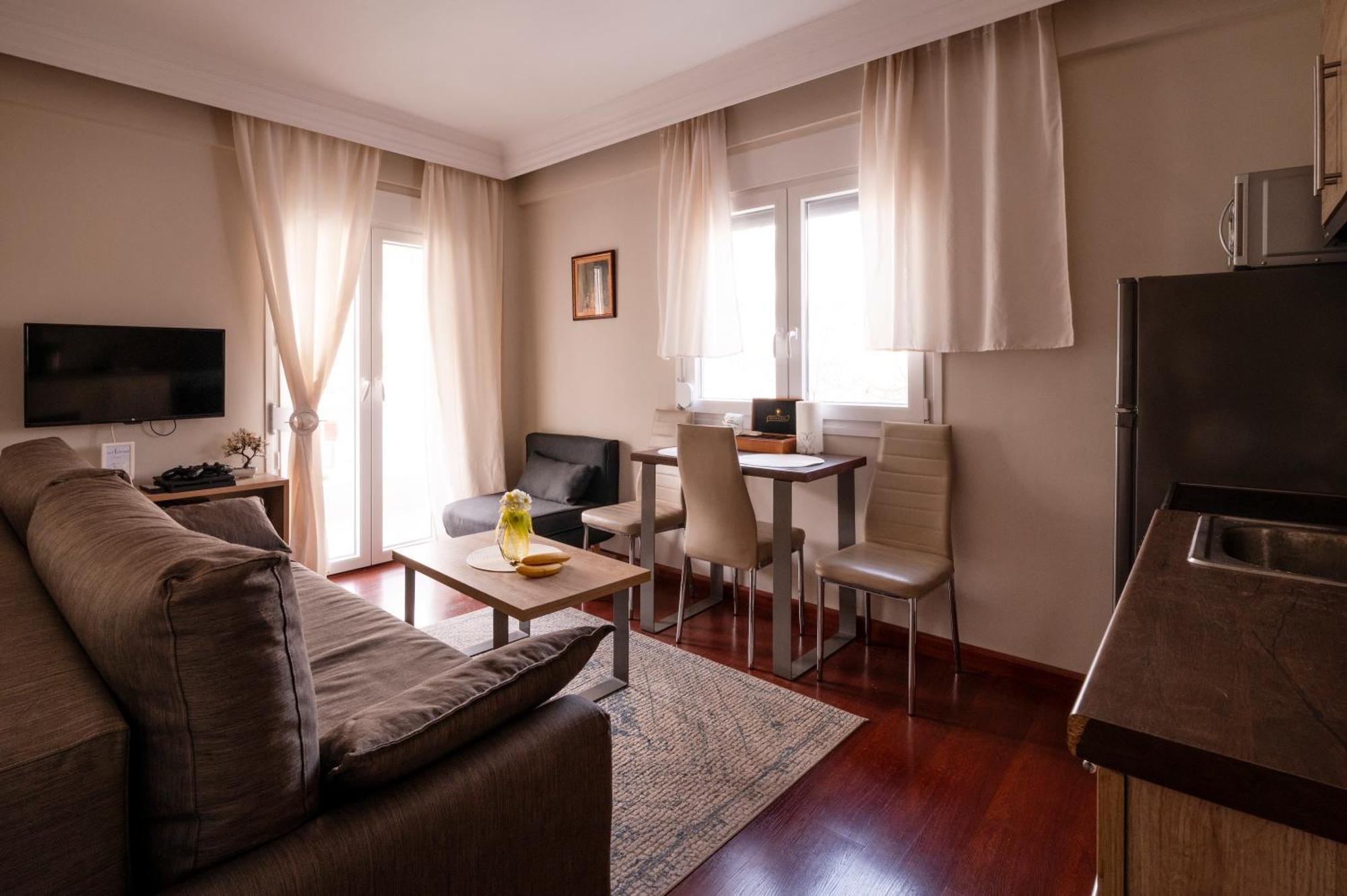 Emi'S Beach Apartment Nea Kallikrateia 外观 照片